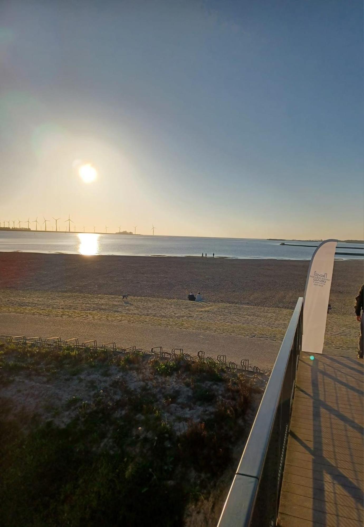 Bungalow Kleine Deichperle, Strand Und Deich In Unmittelbarer Naehe! Lemmer Luaran gambar